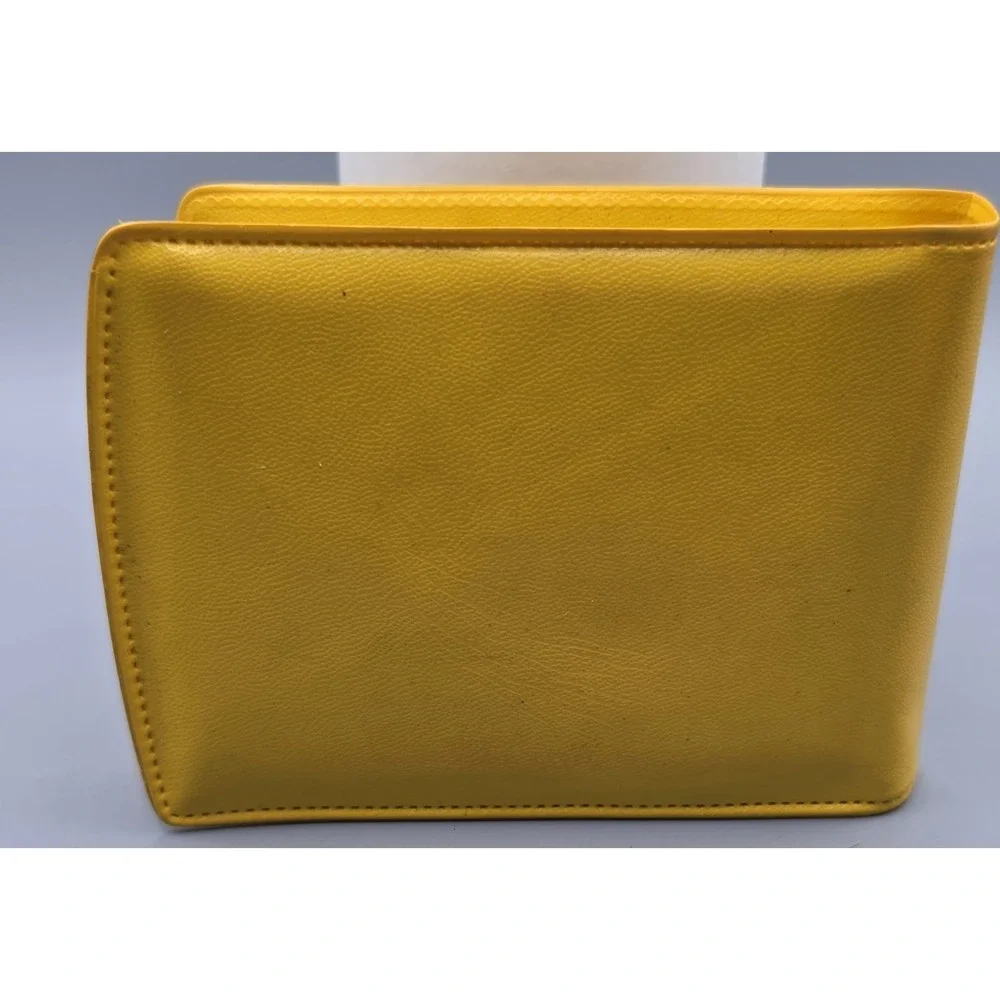 Vintage 1983 Hasbro Charmkins Yellow Wallet Brown Eyed Susan Vinyl Bifold Rare